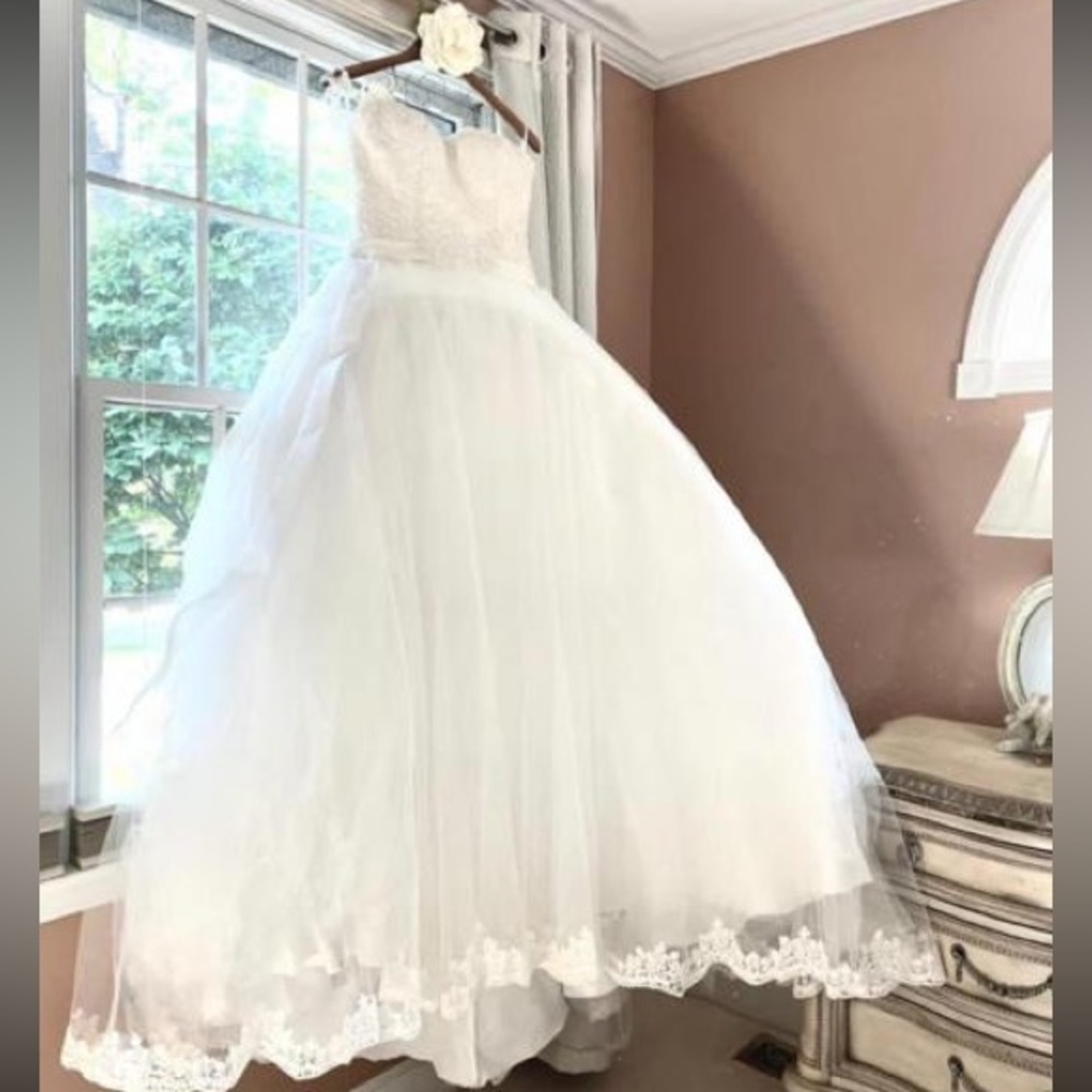 GLAMOROUS BRIDAL SLEEVELESS A-LINE OFF SHOULDER WEDDING DRESS 👰‍♀️💍